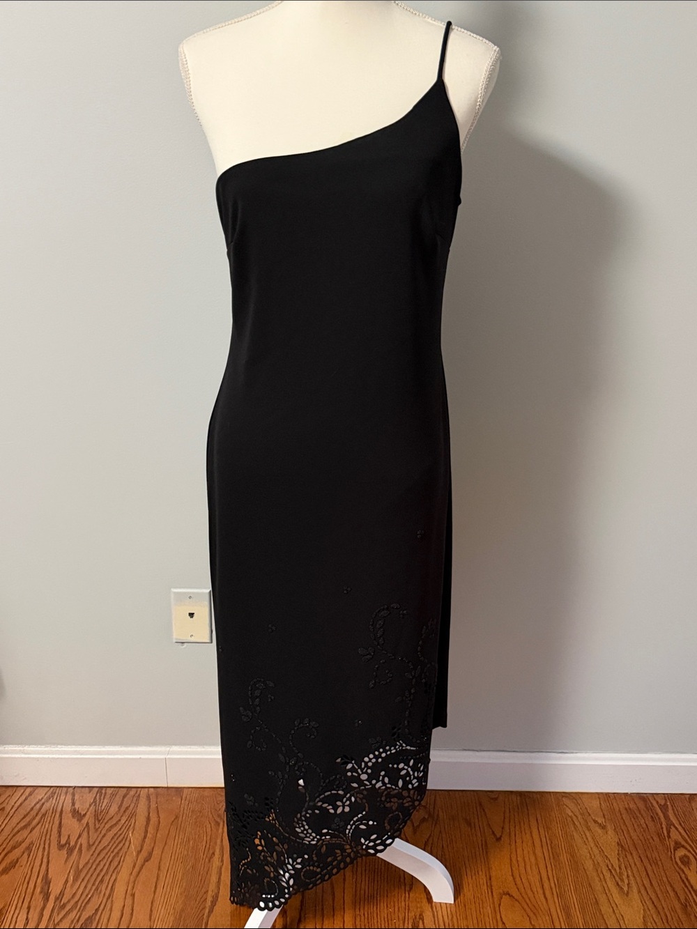 Rampage Black One-Shoulder Midi Dress w/ Lace Cutout Hem – Elegant & Chic